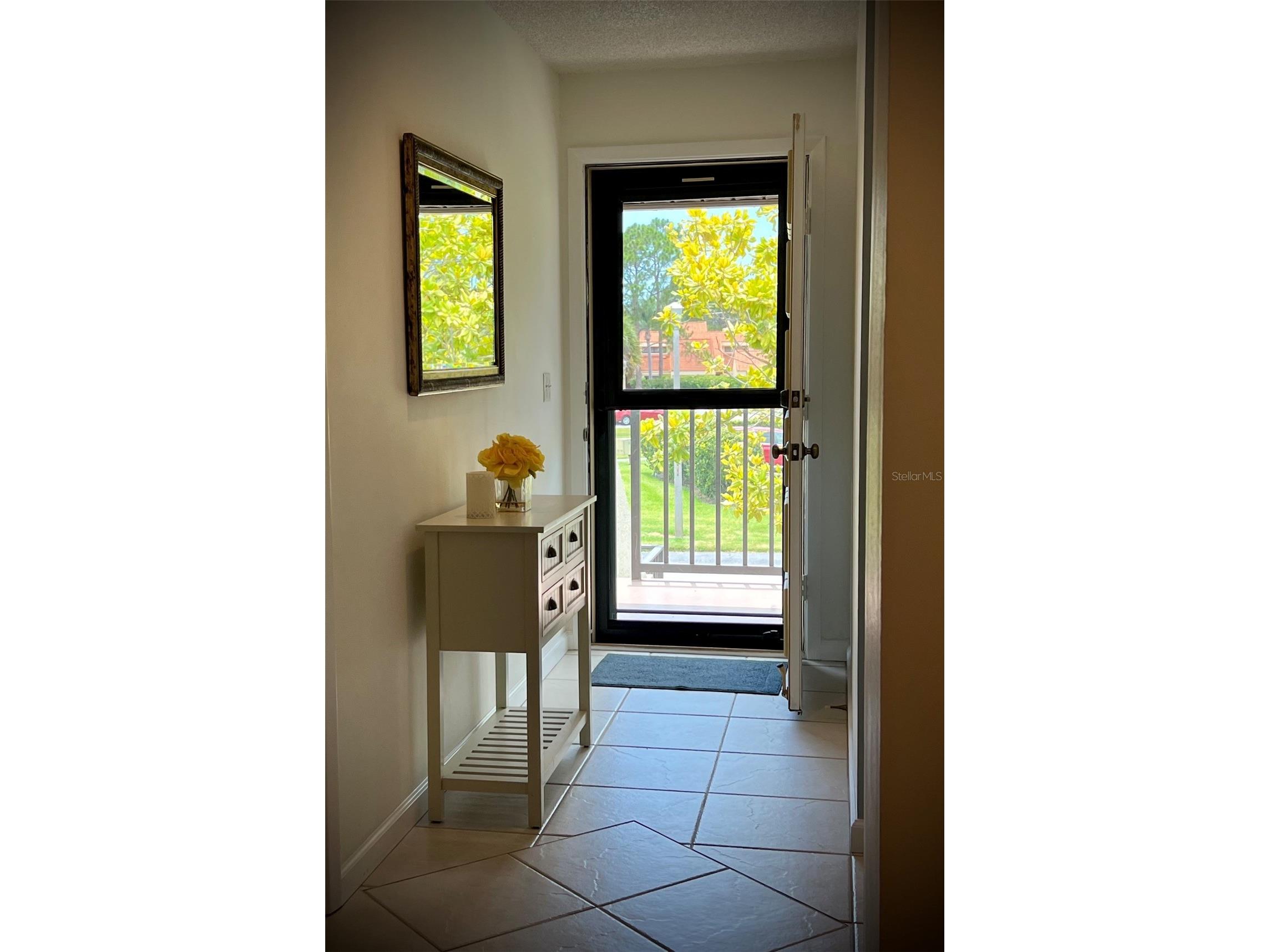 4606 Weybridge #26 Sarasota FL 34235 A4697131 image2