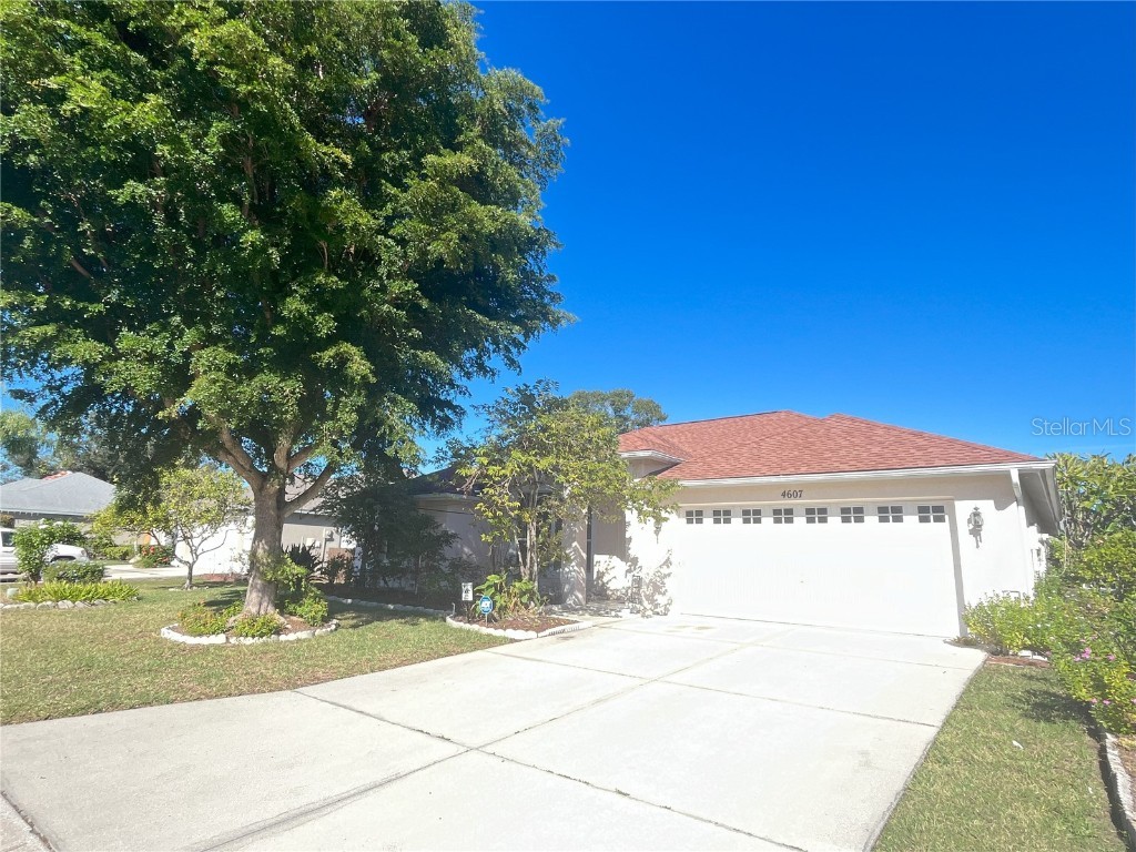 4607 Country Manor Drive Sarasota FL 34233 A4593331 image1