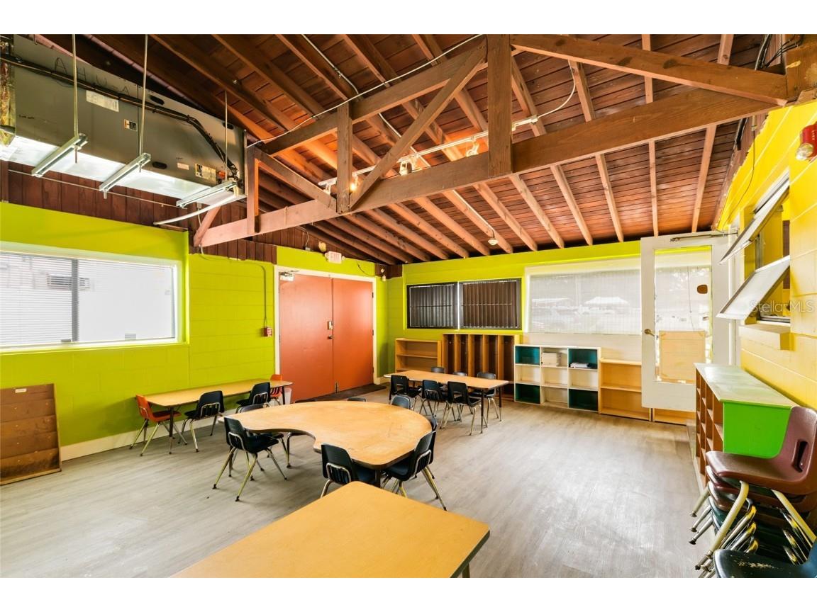 4607 N Pine Hills Road Orlando FL 32808 O6360338 image16