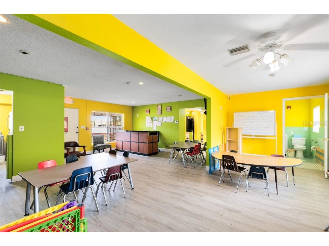 4607 N Pine Hills Road Orlando FL 32808 O6360338 image7