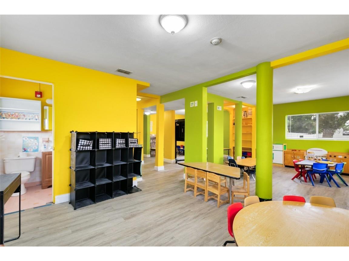 4607 N Pine Hills Road Orlando FL 32808 O6360338 image9