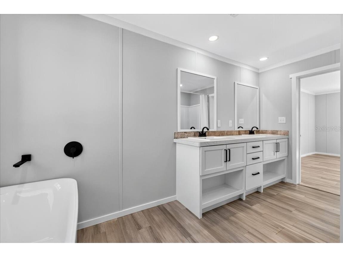 4607 Oak Street Fruitland Park FL 34731 P4936462 image23