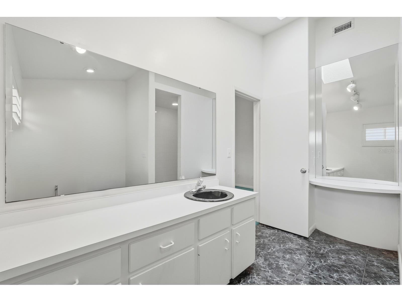 4607 Saxon Drive New Smyrna Beach FL 32169 V4947402 image11