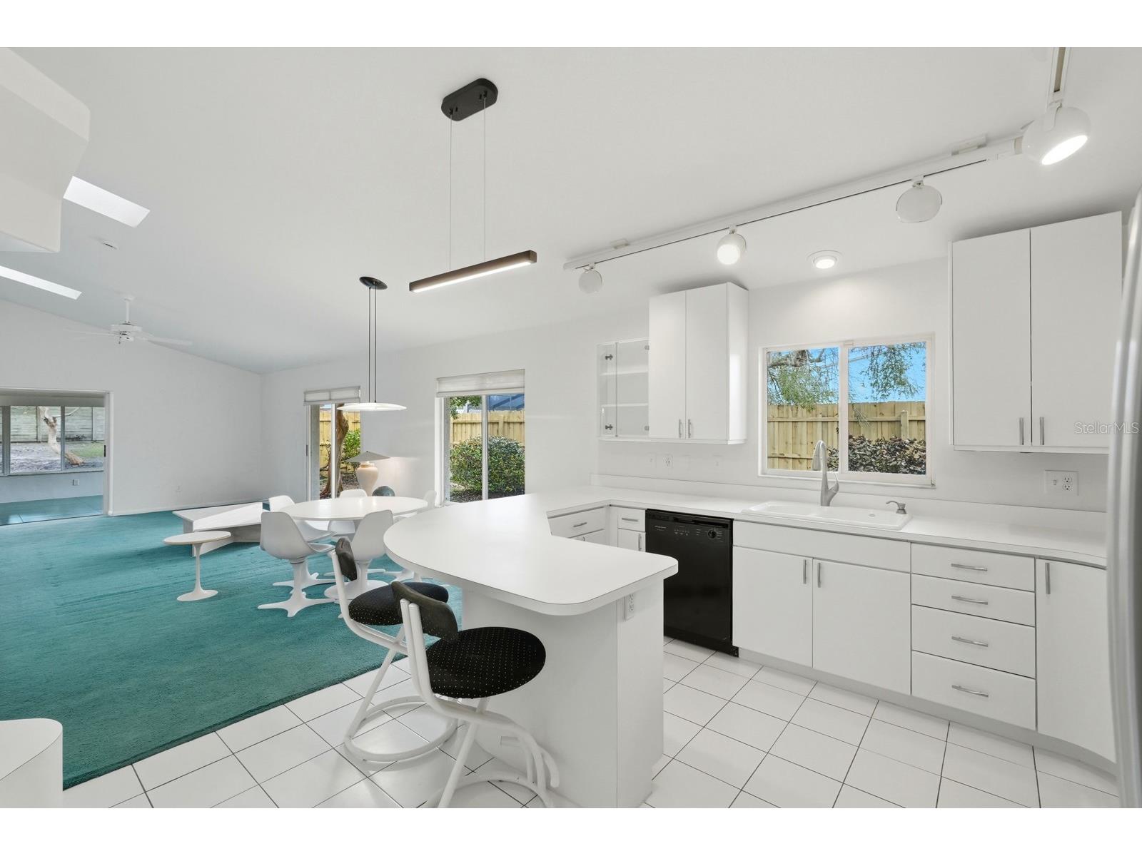 4607 Saxon Drive New Smyrna Beach FL 32169 V4947402 image16