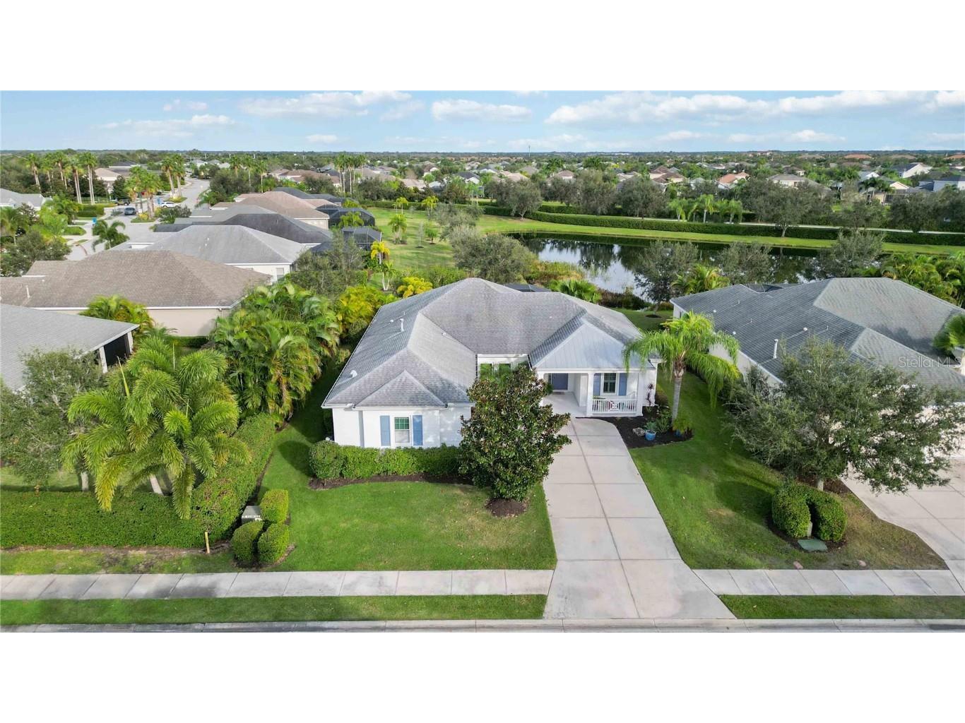 4607 Seneca Park Trail Bradenton FL 34211 - CENTRAL PARK COMMUNITY POND A4590049 image1