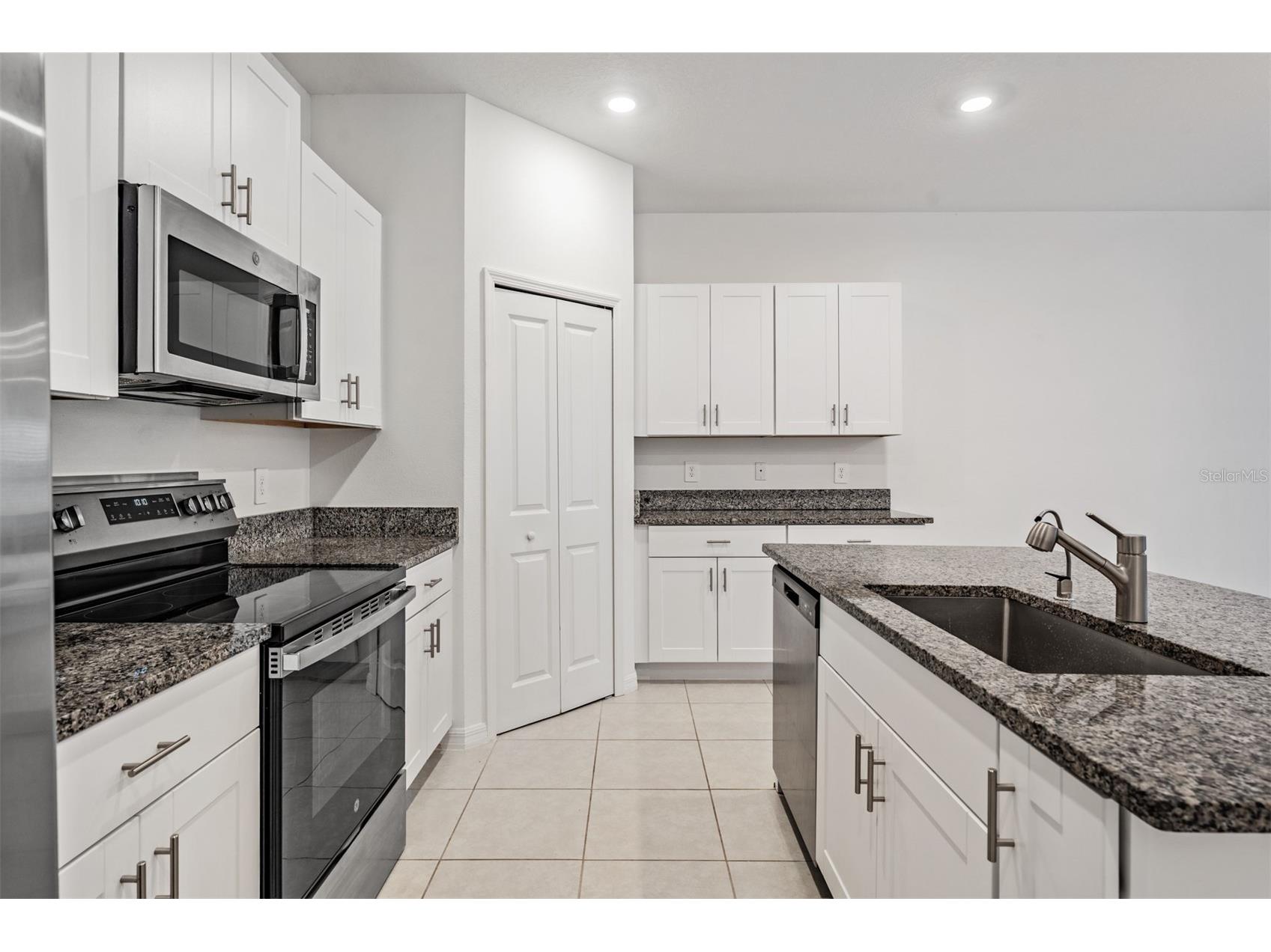 4607 Tuscan Loon Drive Tampa FL 33619 - PALM RIVER / MCKAY BAY TB8480312 image18