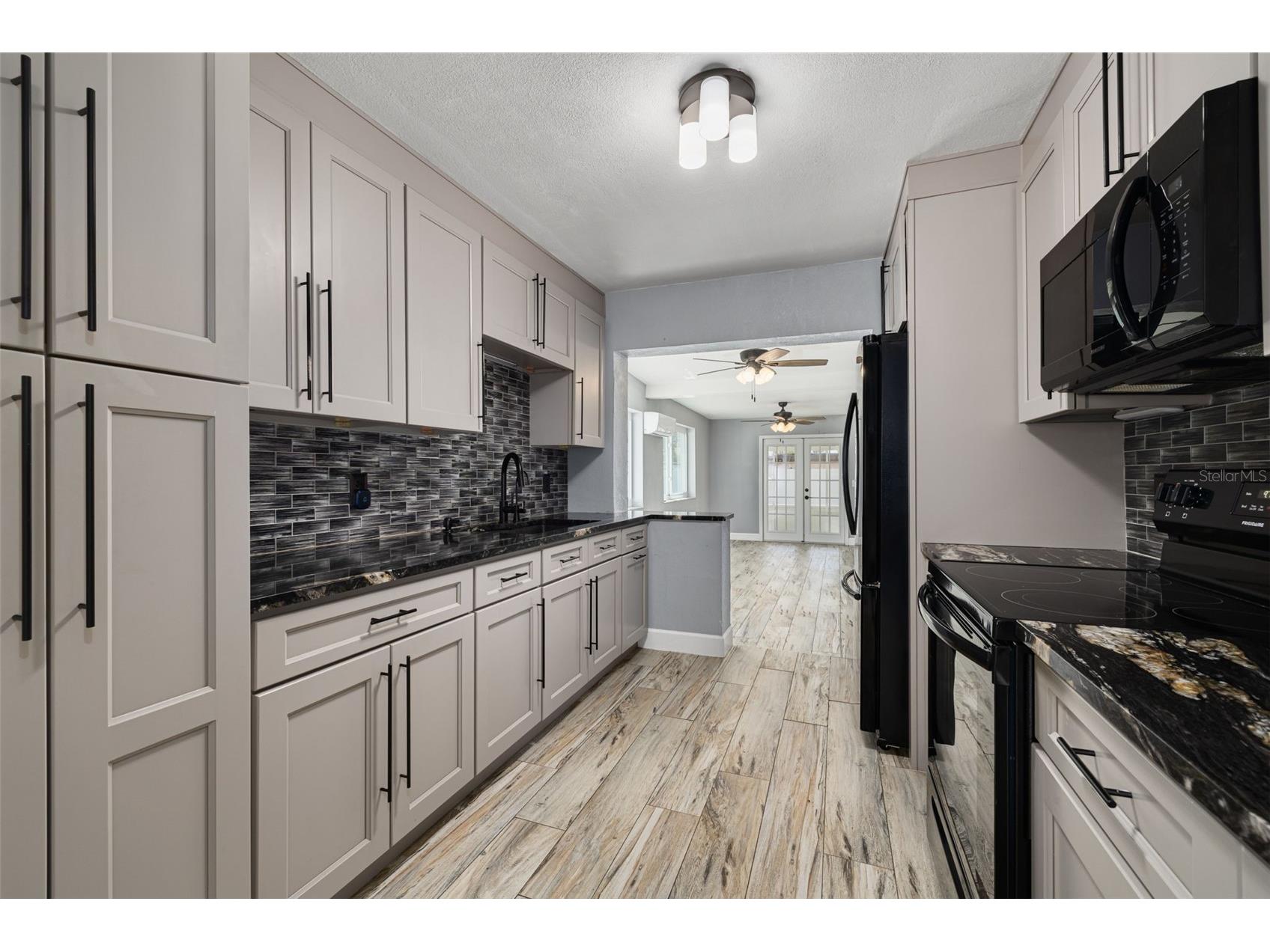 4608 30th Avenue N Saint Petersburg FL 33713 TB8484415 image25