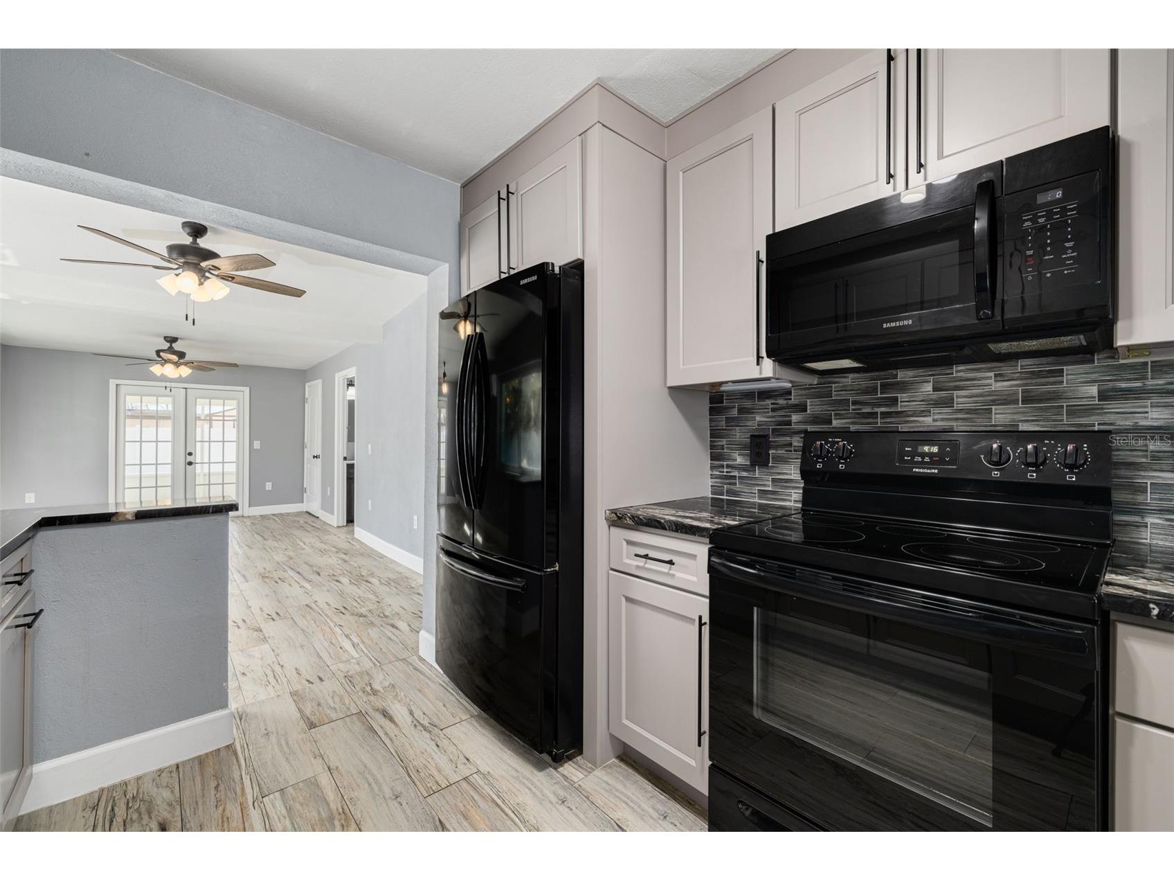 4608 30th Avenue N Saint Petersburg FL 33713 TB8484415 image26