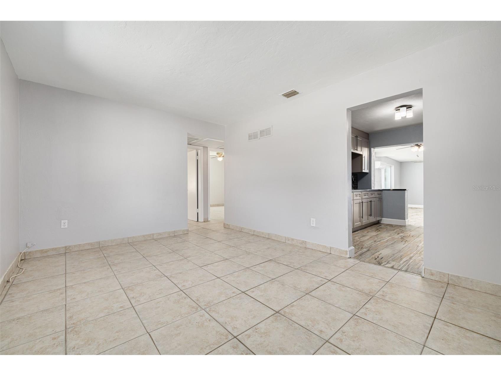 4608 30th Avenue N Saint Petersburg FL 33713 TB8484415 image28