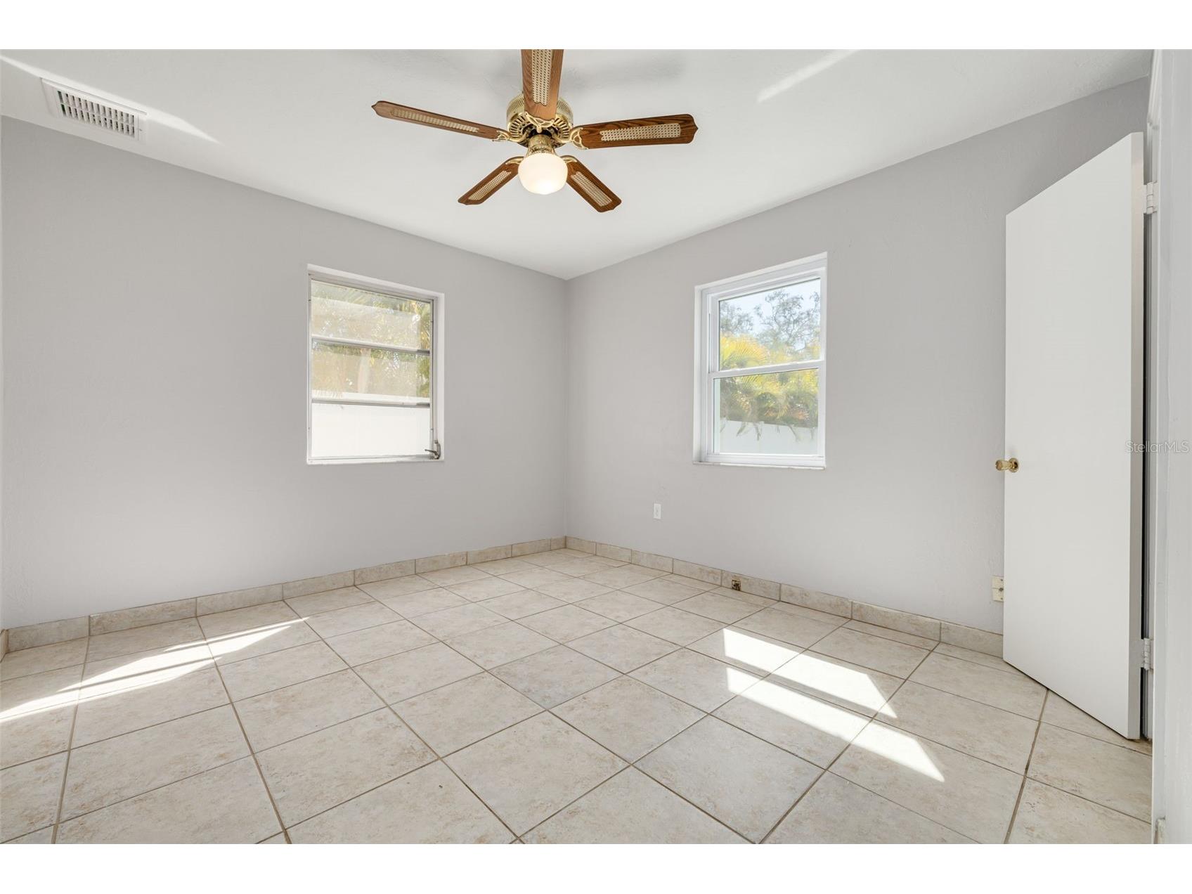 4608 30th Avenue N Saint Petersburg FL 33713 TB8484415 image31