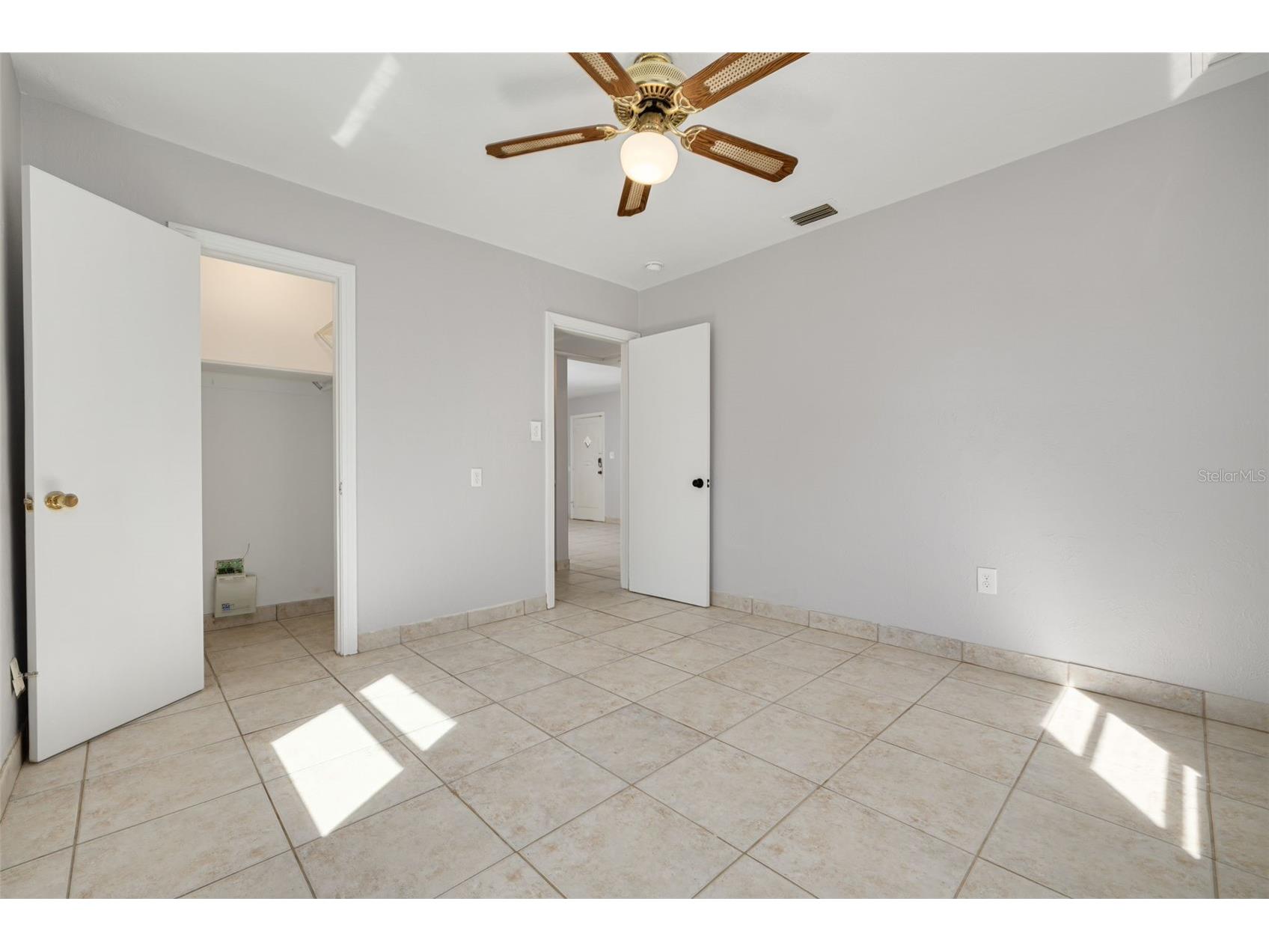 4608 30th Avenue N Saint Petersburg FL 33713 TB8484415 image33