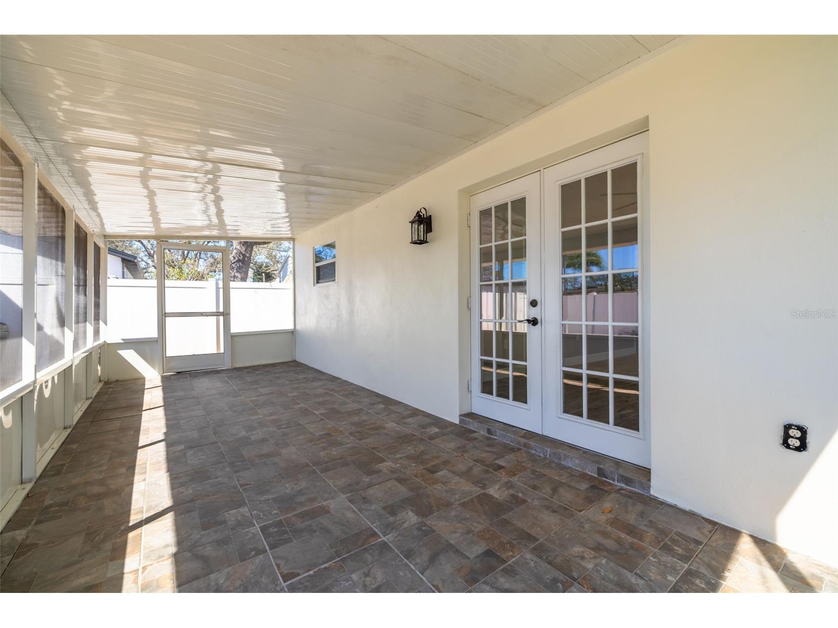 4608 30th Avenue N Saint Petersburg FL 33713 TB8484415 image40