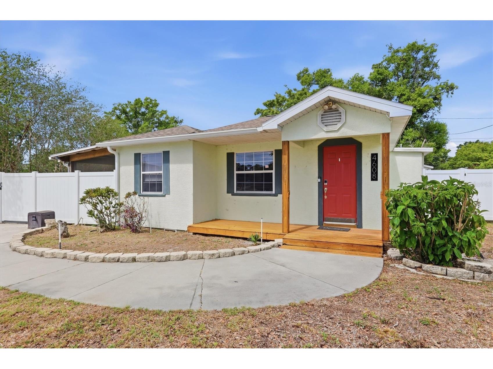 4608 46th Street N Saint Petersburg FL 33714 TB8504941 image1