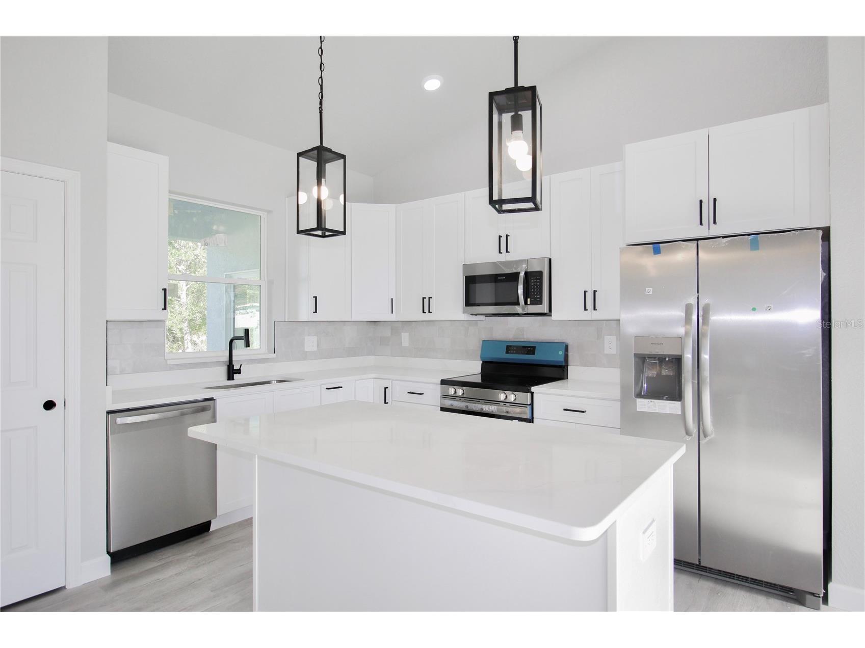4608 Cortez Boulevard Sebring FL 33872 O6403179 image2