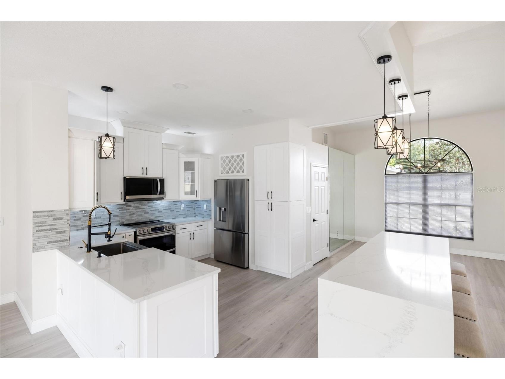 4608 Vintage Drive Sarasota FL 34243 A4683712 image10