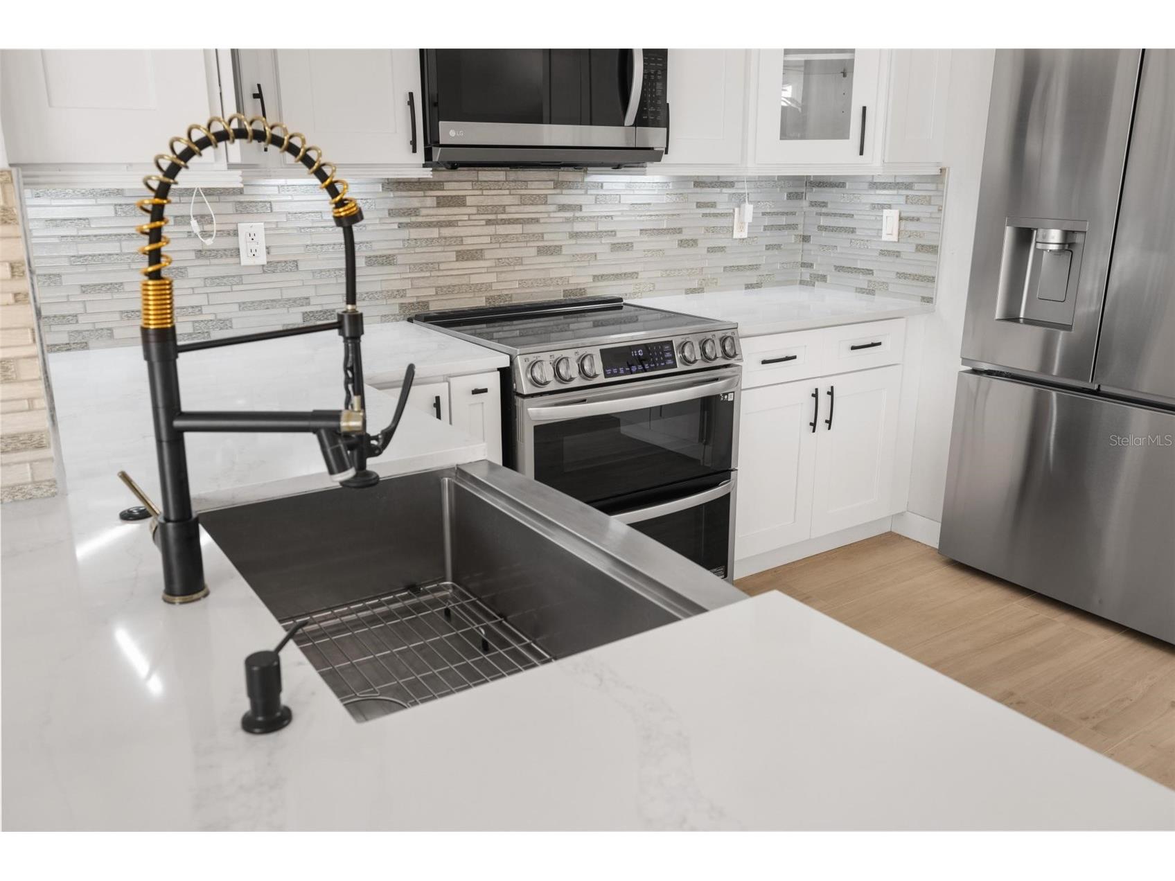 4608 Vintage Drive Sarasota FL 34243 A4683712 image12