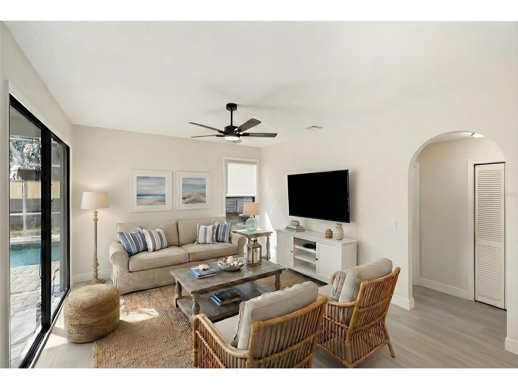 4608 Vintage Drive Sarasota FL 34243 A4683712 image16