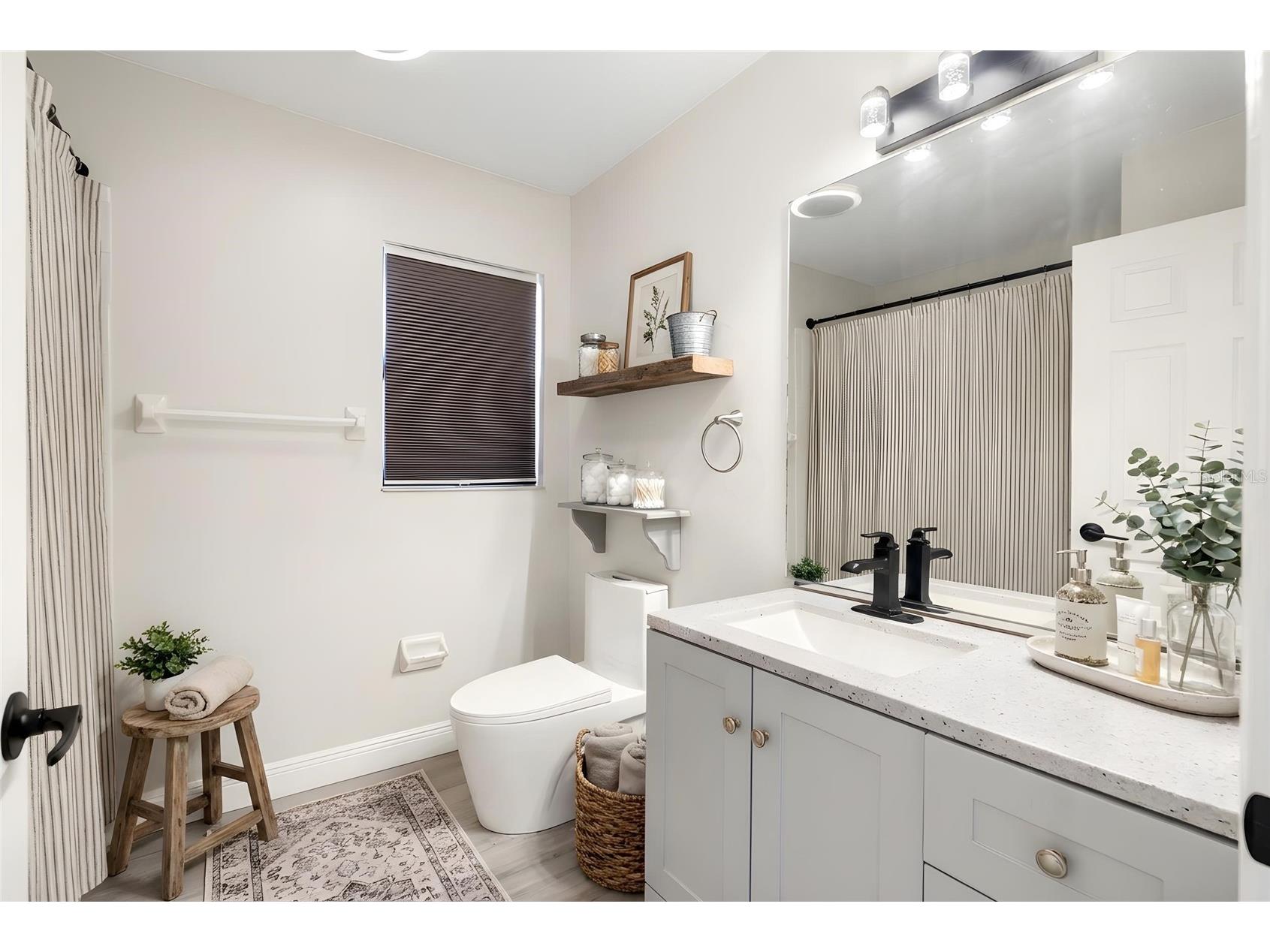 4608 Vintage Drive Sarasota FL 34243 A4683712 image26