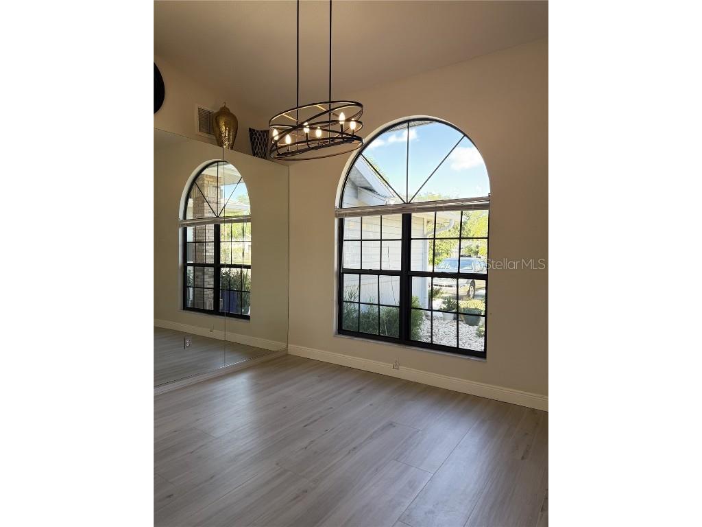 4608 Vintage Drive Sarasota FL 34243 TB8446337 image33