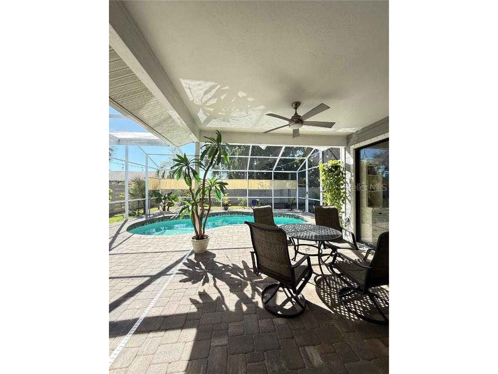 4608 Vintage Drive Sarasota FL 34243 TB8446337 image35