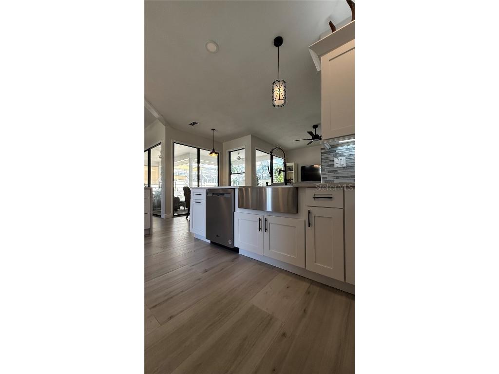 4608 Vintage Drive Sarasota FL 34243 TB8446337 image36