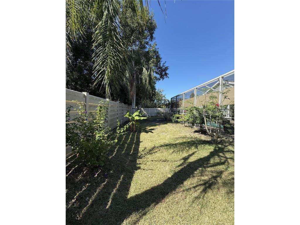 4608 Vintage Drive Sarasota FL 34243 TB8446337 image39