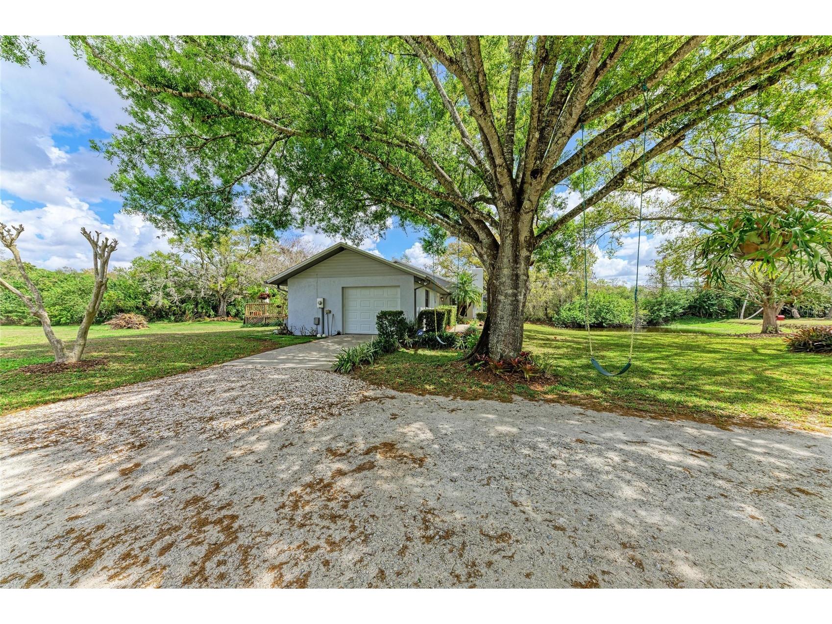 4609 44th Avenue E Bradenton FL 34203 A4685470 image32