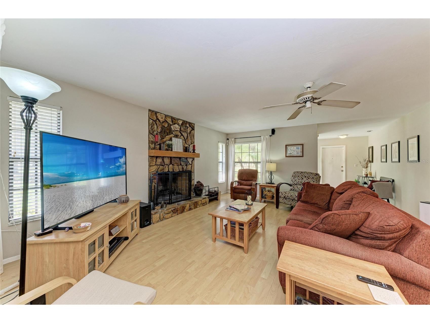 4609 44th Avenue E Bradenton FL 34203 A4685470 image4