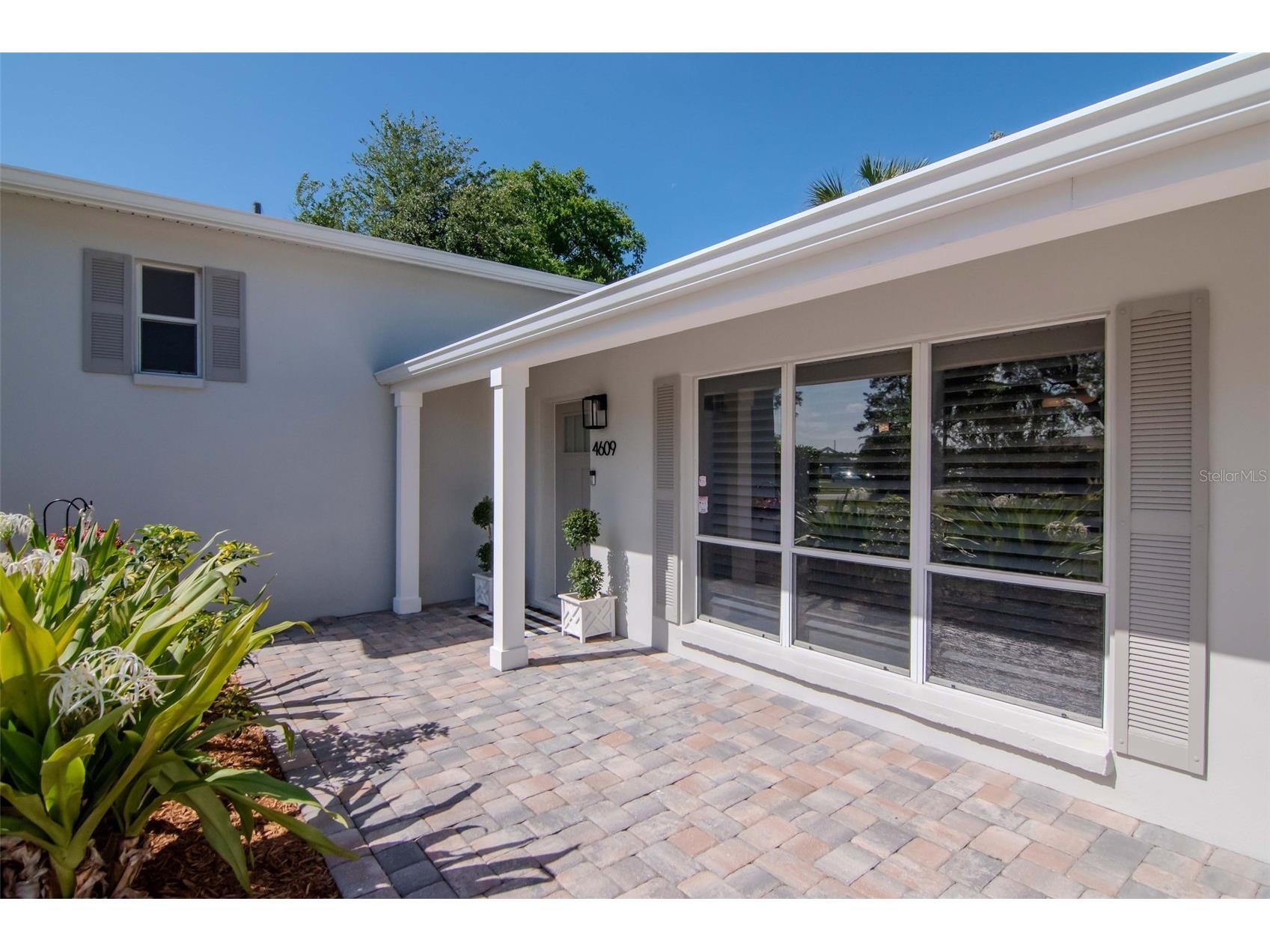 4609 S Cooper Place Tampa FL 33611 TB8497447 image2
