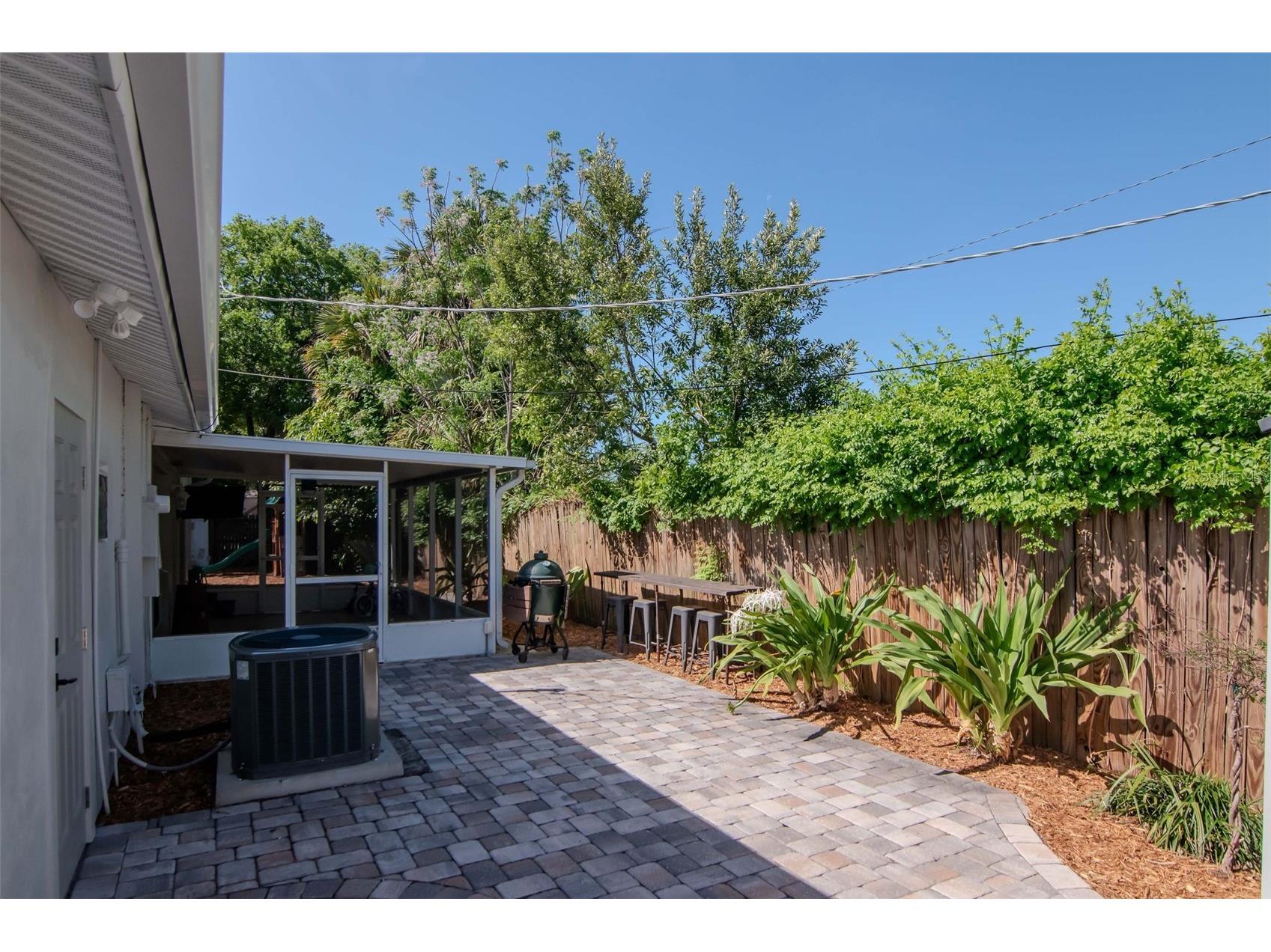 4609 S Cooper Place Tampa FL 33611 TB8497447 image24