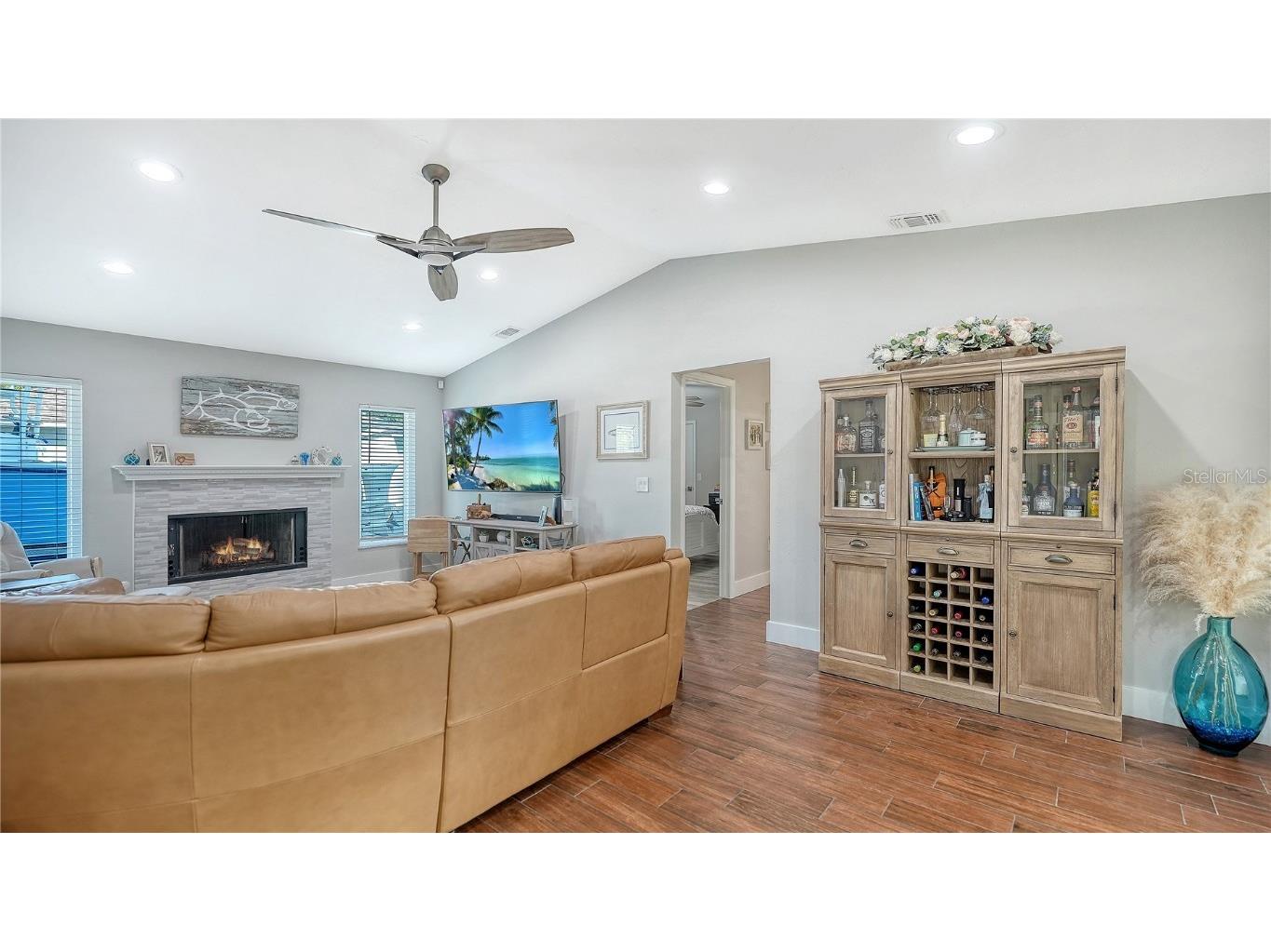 4609 W 33 Avenue Bradenton FL 34209 A4674665 image8