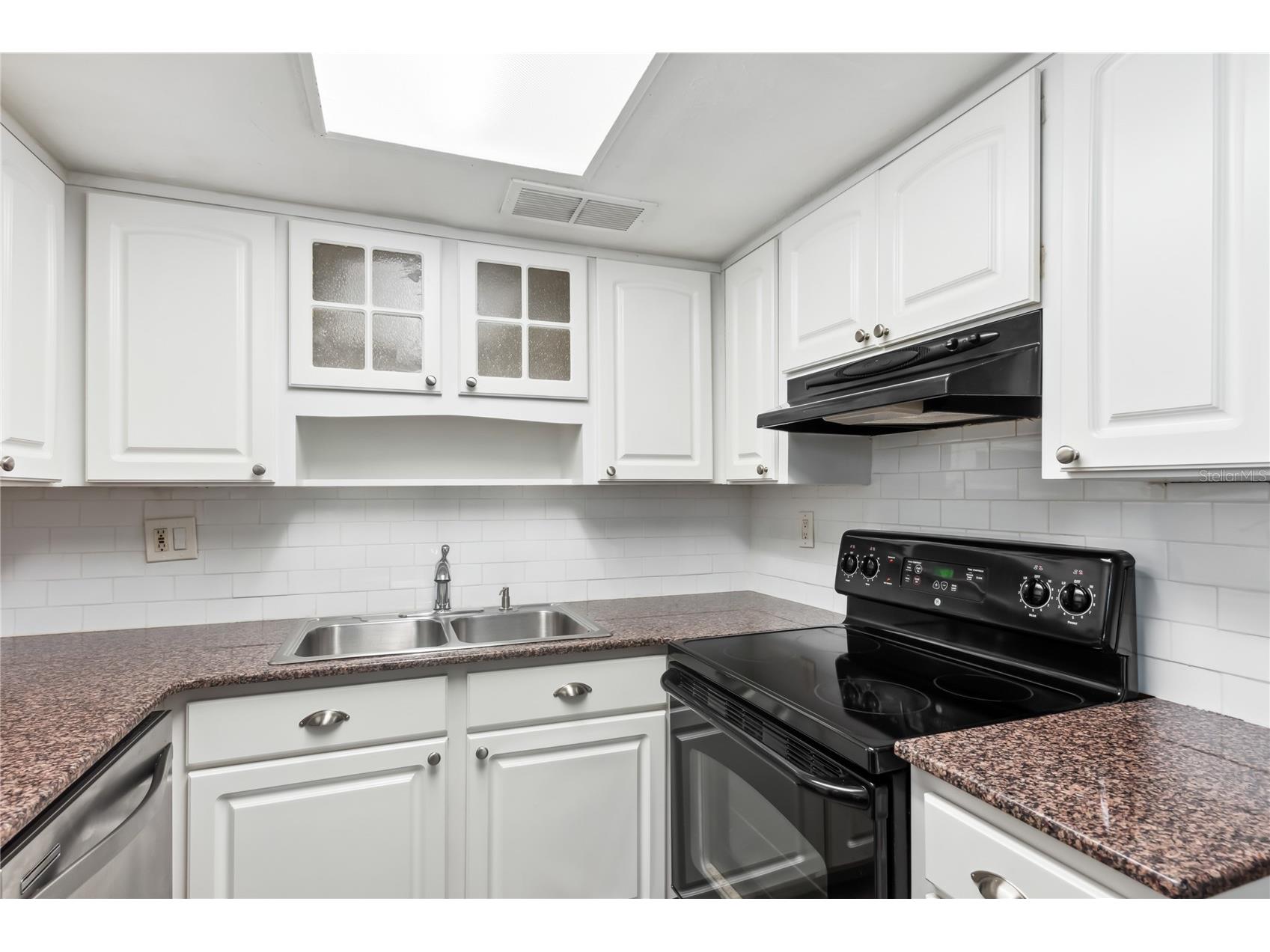 4609 W North B Street #111 Tampa FL 33609 TB8513186 image10