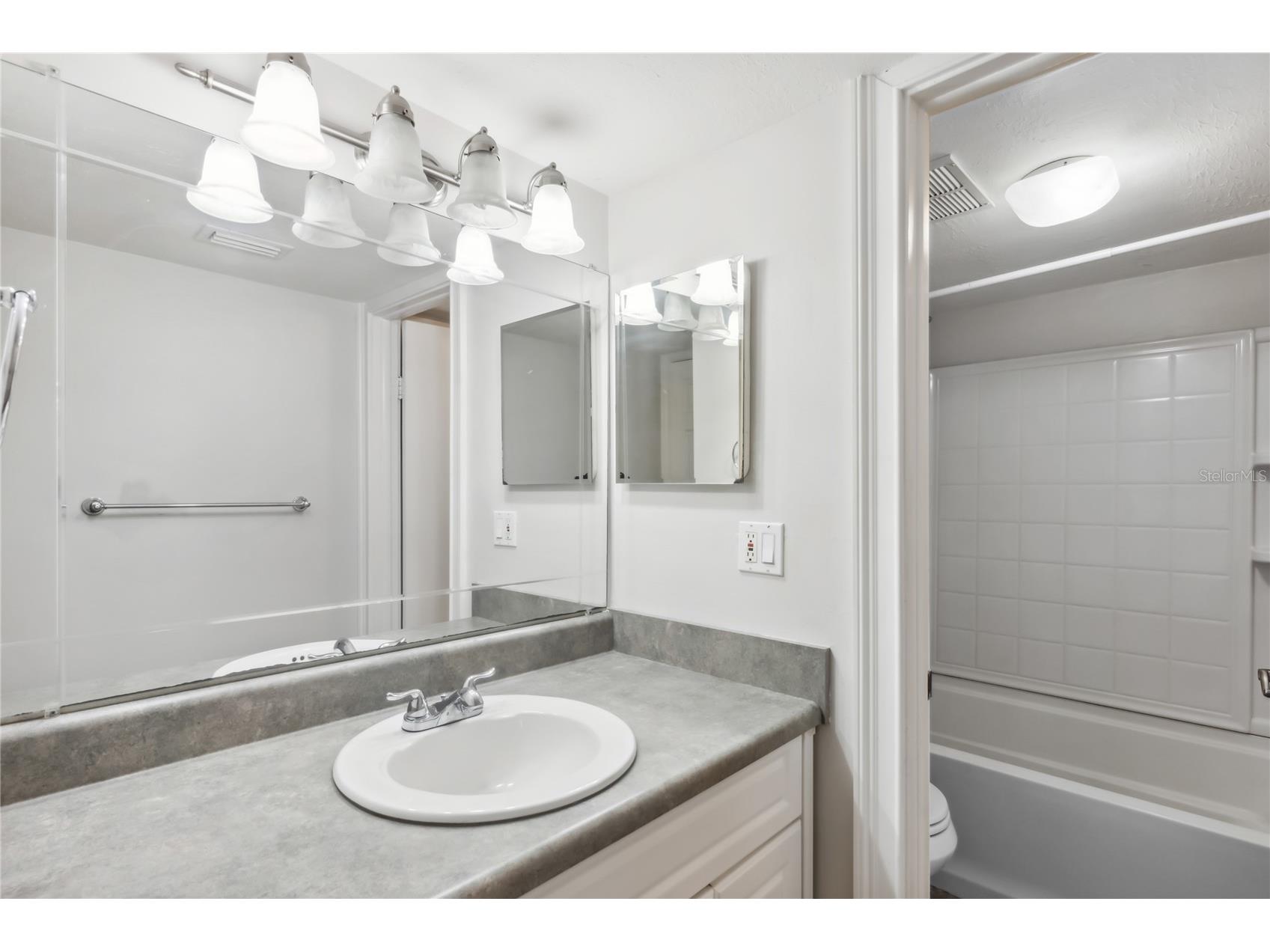4609 W North B Street #111 Tampa FL 33609 TB8513186 image12