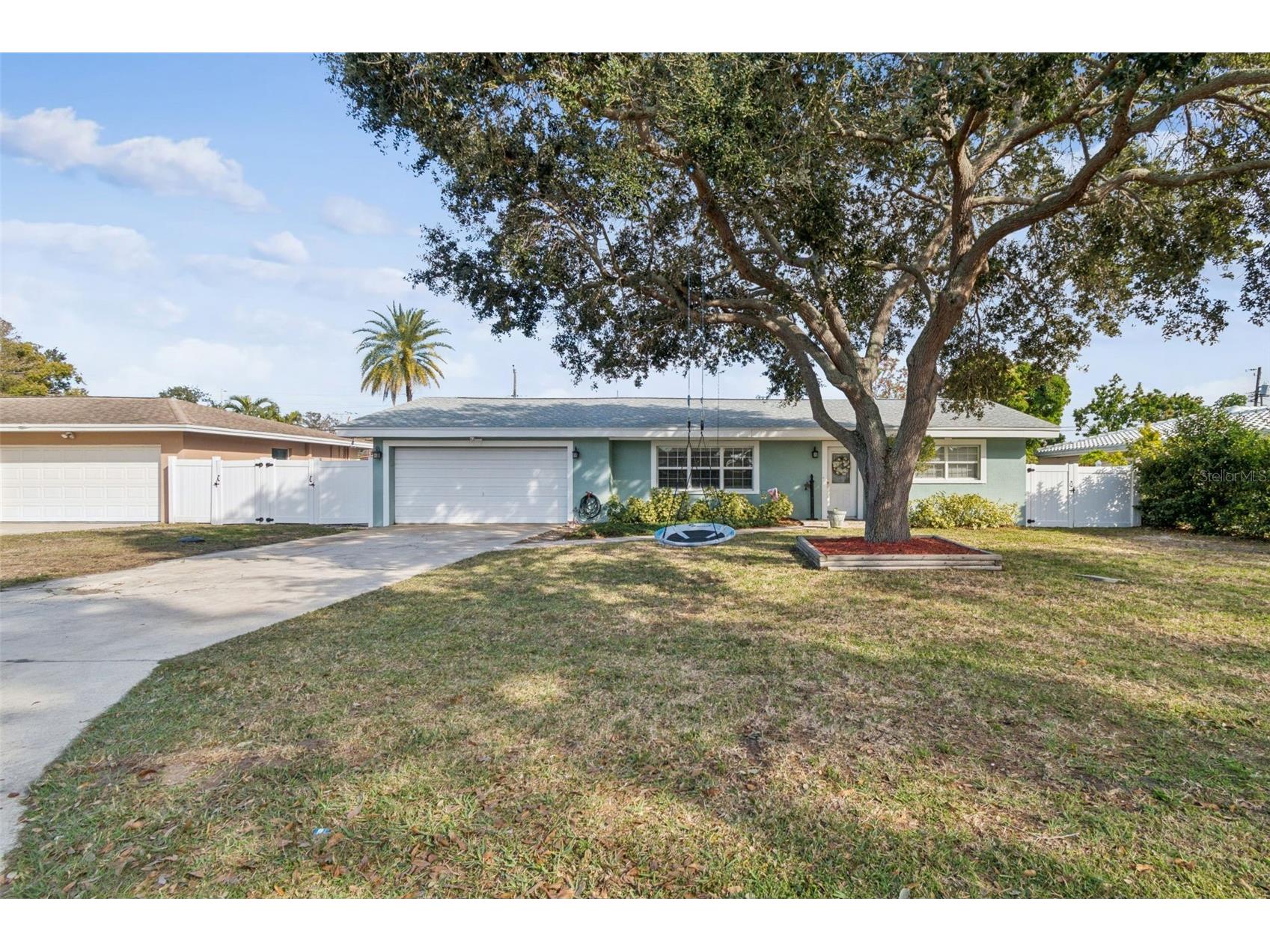 461 Deville Drive E Largo FL 33771 TB8465141 image1