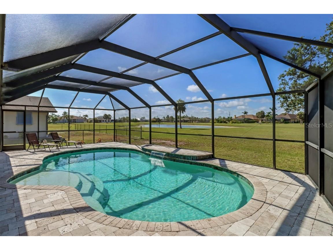 461 E Cashew Punta Gorda FL 33955 A4574209 image1