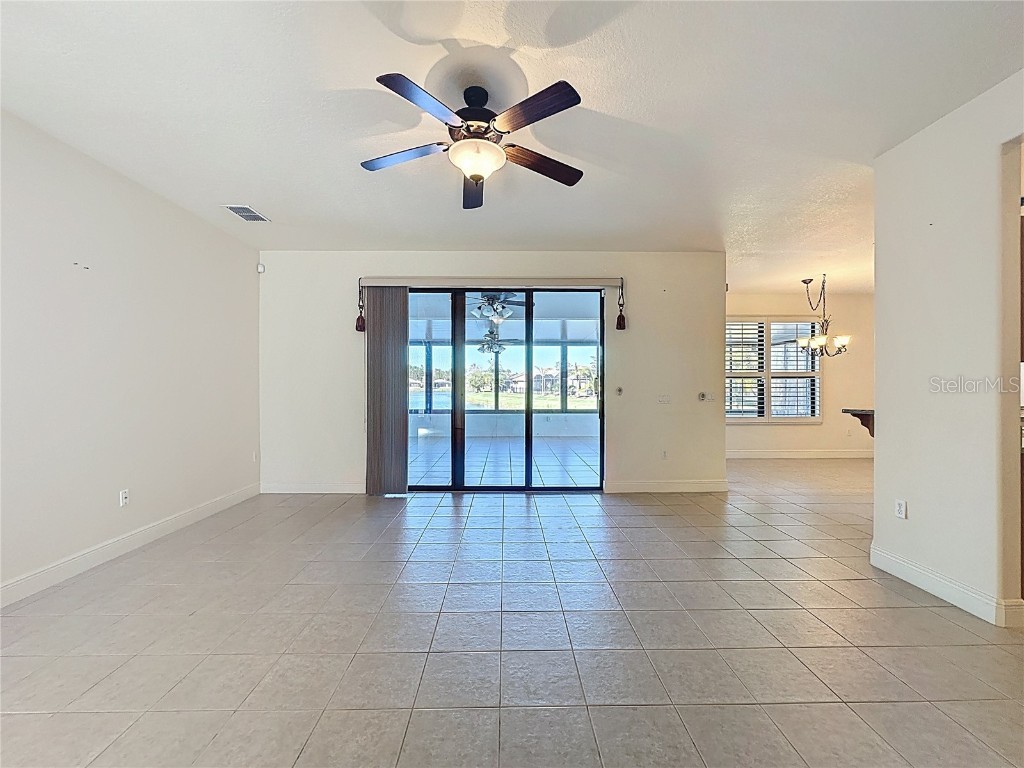 461 Indian Wells Avenue Poinciana FL 34759 S5140585 image18