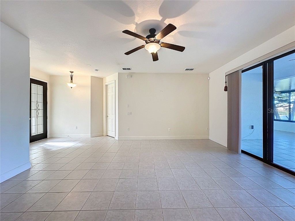 461 Indian Wells Avenue Poinciana FL 34759 S5140585 image19