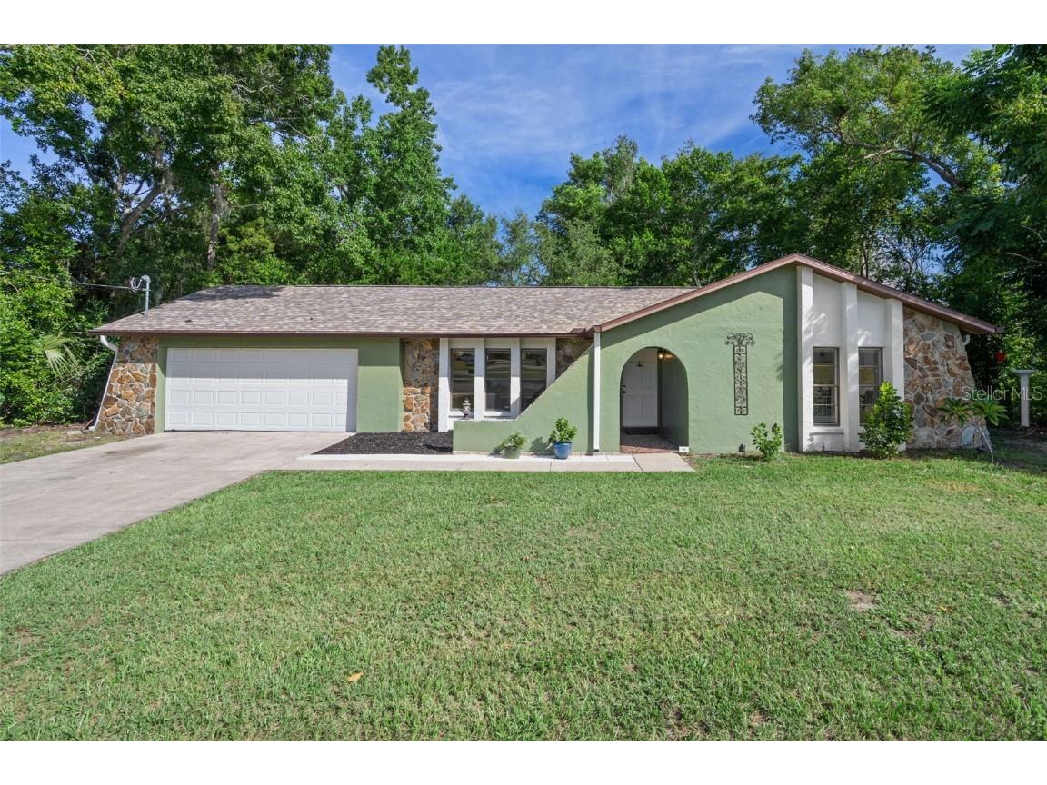 461 Swallow Lane Spring Hill FL 34606 - Hunters Lake W7878556 image1