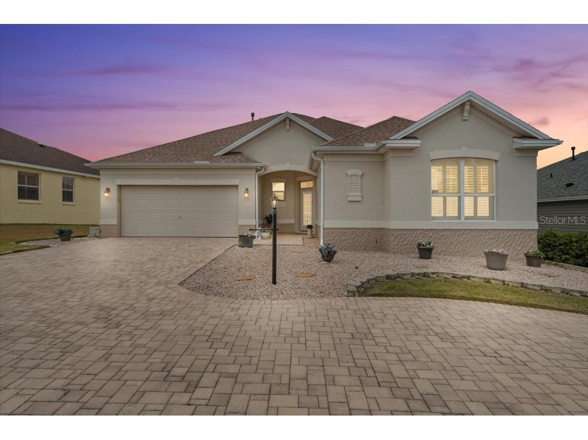 461 Troy Loop The Villages FL 32162 A4637956 image1
