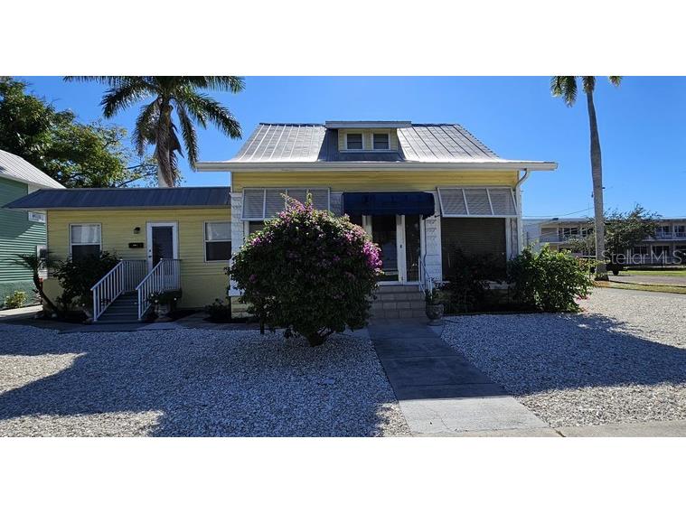 461 W Marion Avenue Punta Gorda FL 33950 C7497513 image1