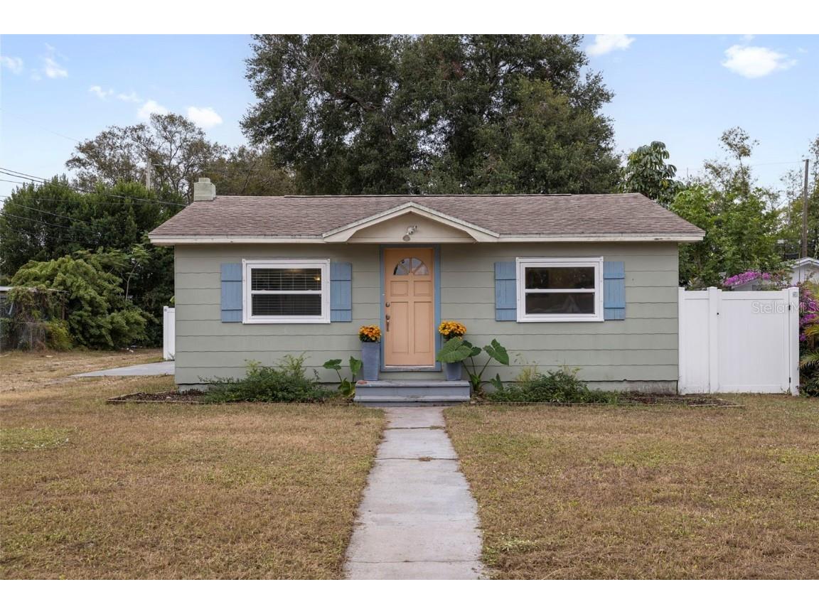 4610 42nd Avenue N Saint Petersburg FL 33714 U8221616 image1