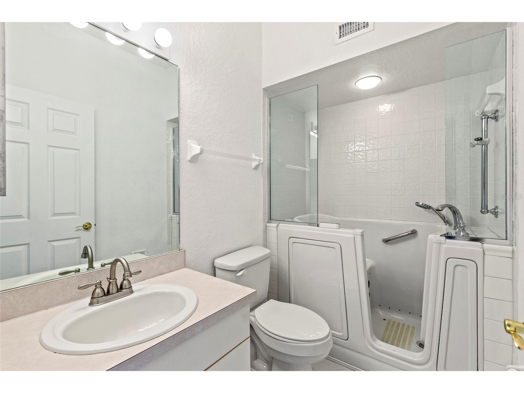 4610 Mirabella Court Saint Pete Beach FL 33706 A4679113 image13