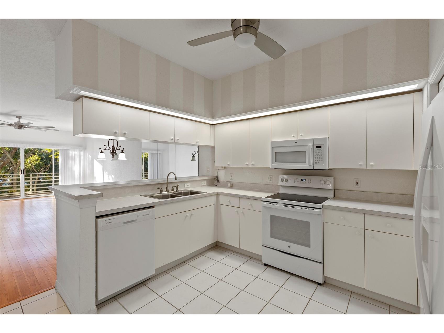 4610 Mirabella Court Saint Pete Beach FL 33706 A4679113 image2