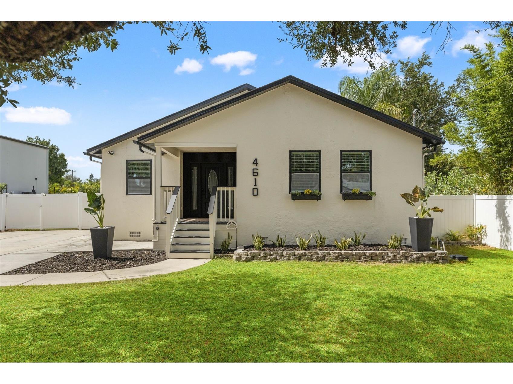 4610 W Ballast Point Boulevard Tampa FL 33611 TB8529448 image1