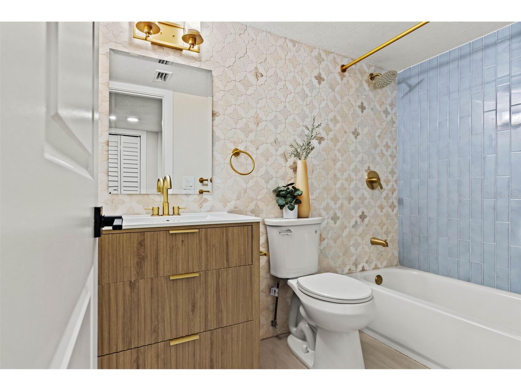 4610 W Ballast Point Boulevard Tampa FL 33611 TB8529448 image40