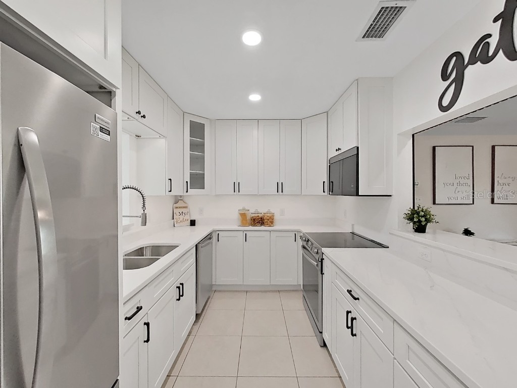 4610 W Bay Villa Avenue Tampa FL 33611 TB8415610 image12