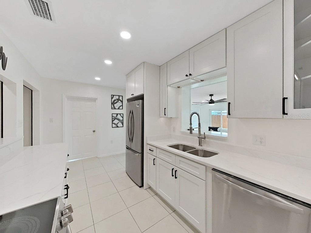 4610 W Bay Villa Avenue Tampa FL 33611 TB8415610 image14