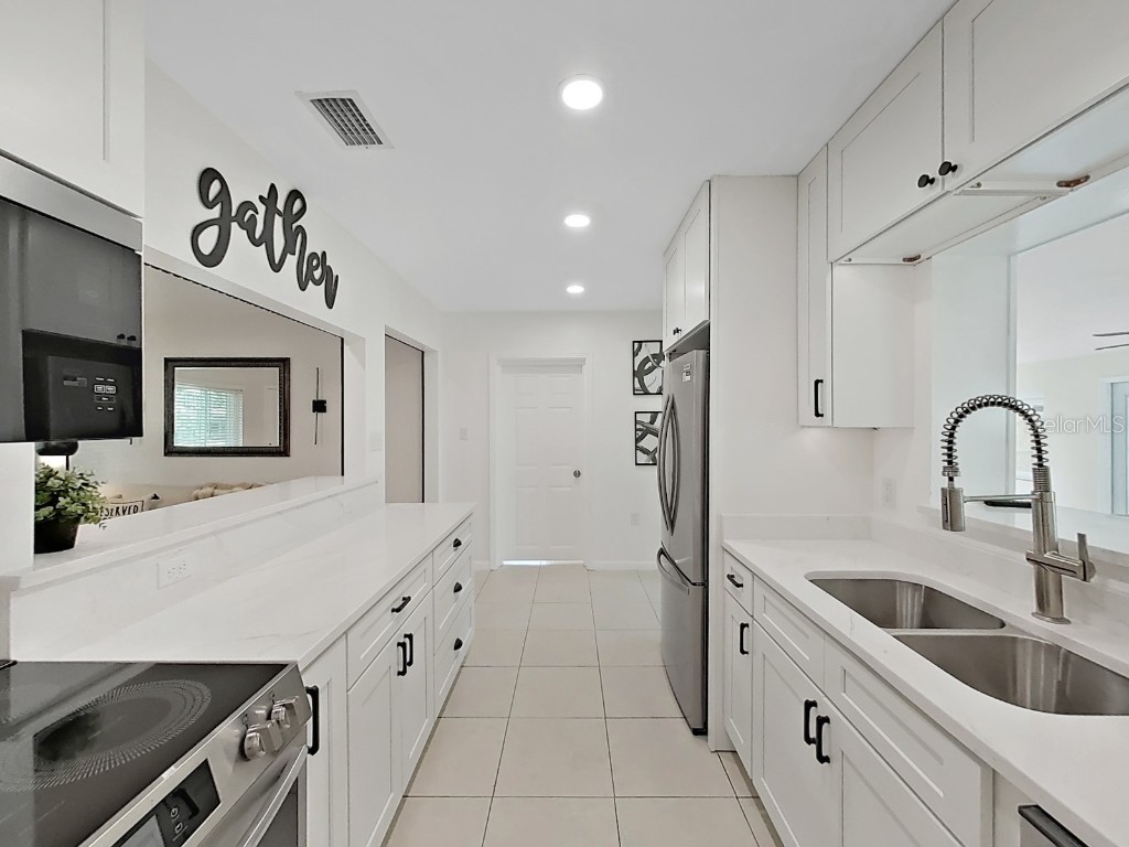 4610 W Bay Villa Avenue Tampa FL 33611 TB8415610 image15