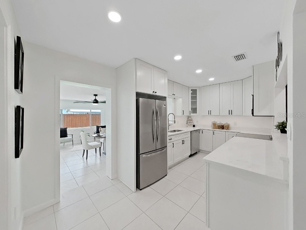 4610 W Bay Villa Avenue Tampa FL 33611 TB8415610 image9