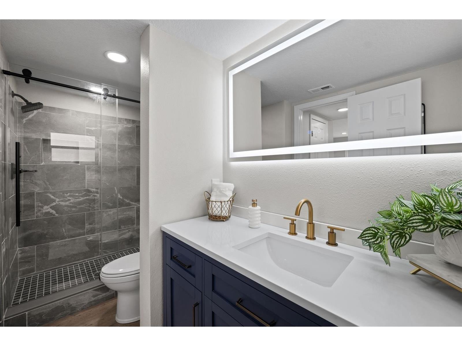 4610 W Gray Street #109 Tampa FL 33609 TB8494318 image17